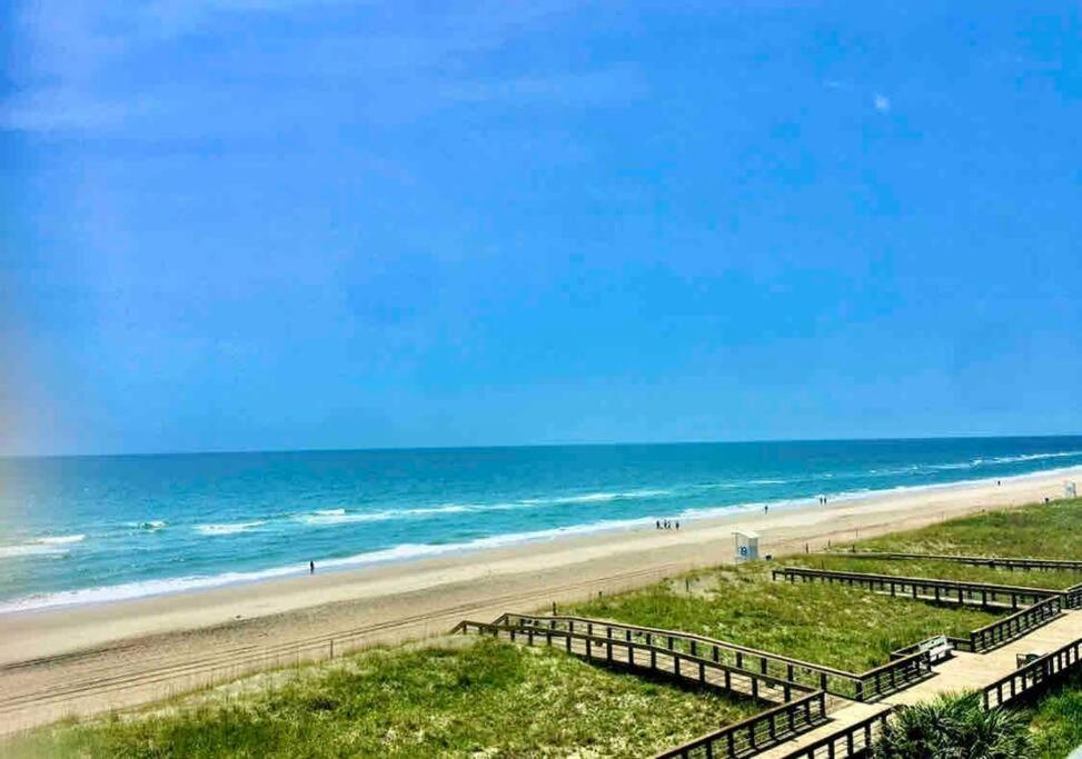 Willa Beachfront-Boardwalk-Elevator-Pool-Free Parking For 2 Cars! Carolina Beach Zewnętrze zdjęcie